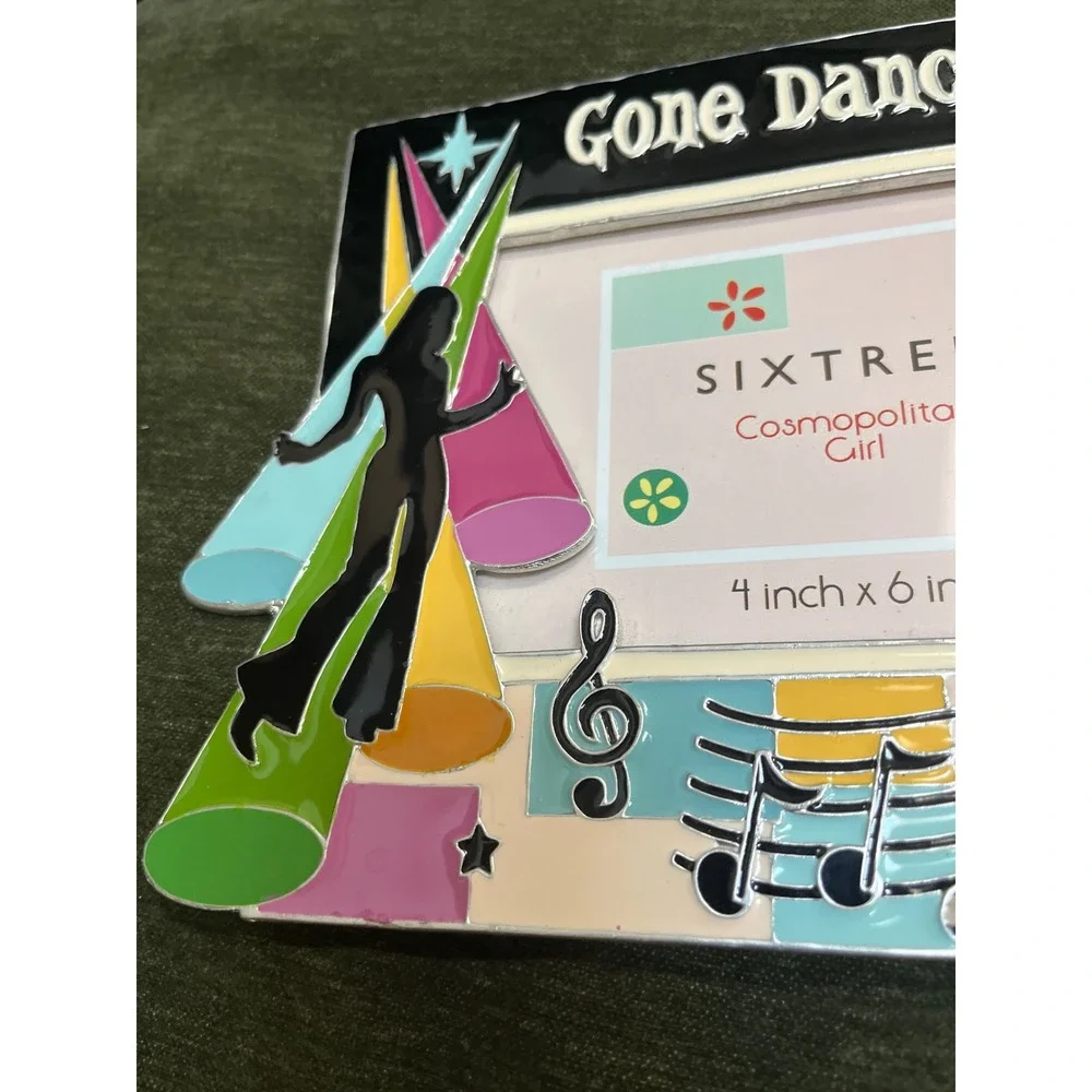 Sixtrees Gone Dancing Cosmopolitan Girl Frame 6.5